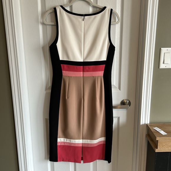 White House Black Market colour block shift dress - Picture 4 of 9